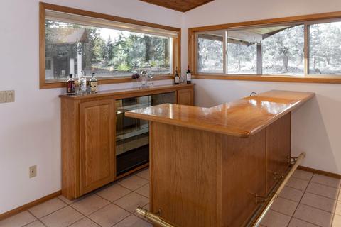 21850 Katie Dr, Bend, OR 97701 photo 5