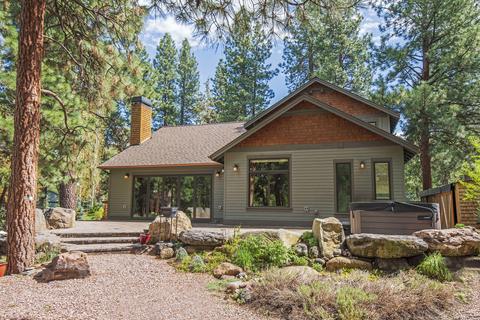 494 E Wapato Loop, Sisters, OR 97759 photo 3