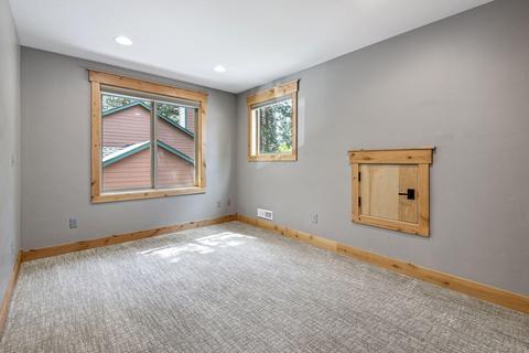494 E Wapato Loop, Sisters, OR 97759 photo 27
