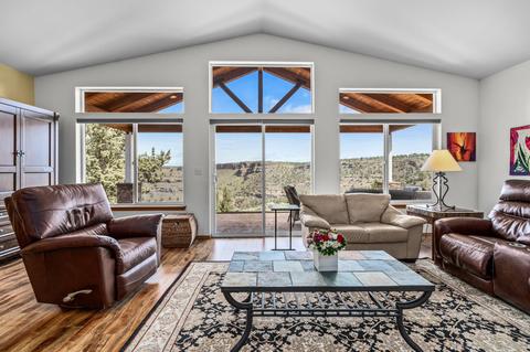 9112 SW Chandler Ridge Pl, Terrebonne, OR 97760