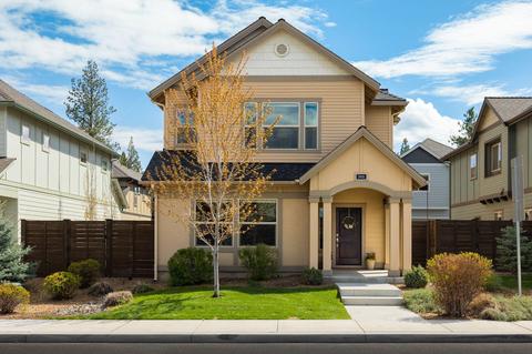 20531 SE Stanford Pl, Bend, OR 97702