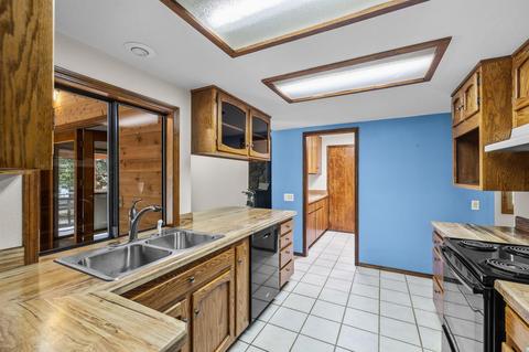 60594 Springtree Ct, Bend, OR 97702 photo 21