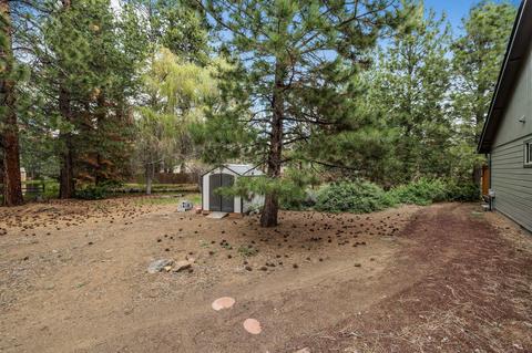 60594 Springtree Ct, Bend, OR 97702 photo 8