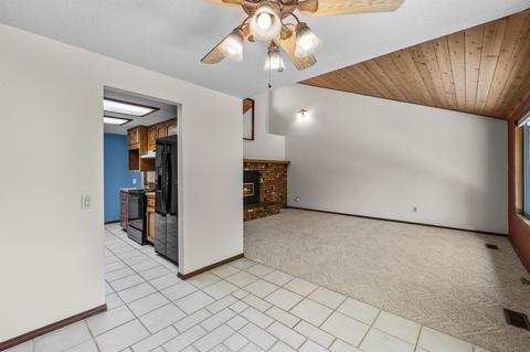 60594 Springtree Ct, Bend, OR 97702 photo 20