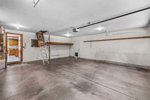 60594 Springtree Ct, Bend, OR 97702 photo 41
