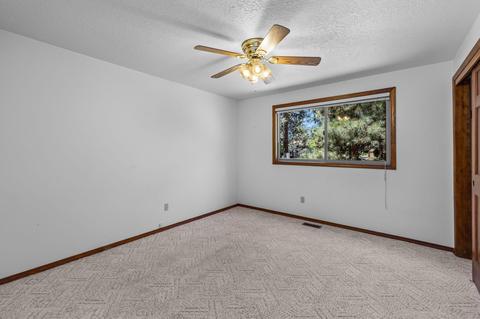 60594 Springtree Ct, Bend, OR 97702 photo 36