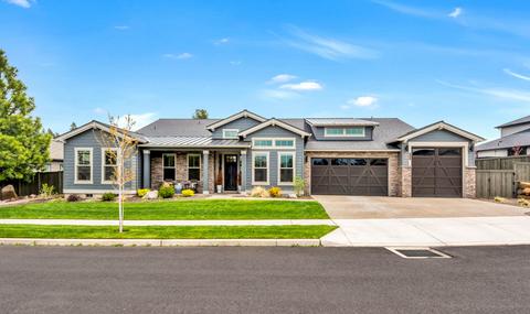 60888 River Rim Dr, Bend, OR 97702