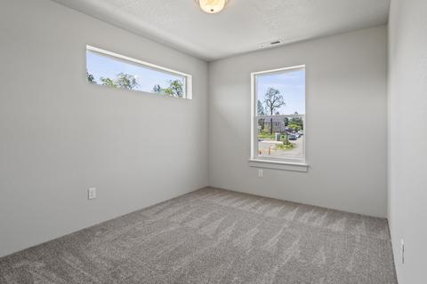 237 Dano Dr, Phoenix, OR 97535 photo 14