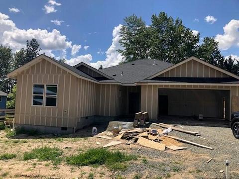 105 NW Crest Dr, Grants Pass, OR 97526