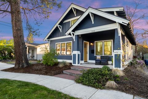 233 NW Bond St, Bend, OR 97701