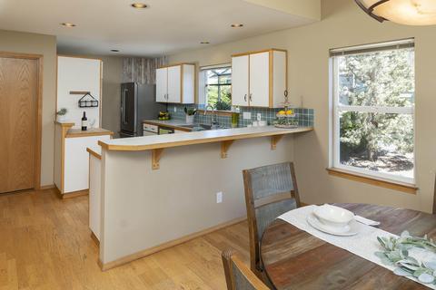 20731 Lyra Dr, Bend, OR 97701 photo 5