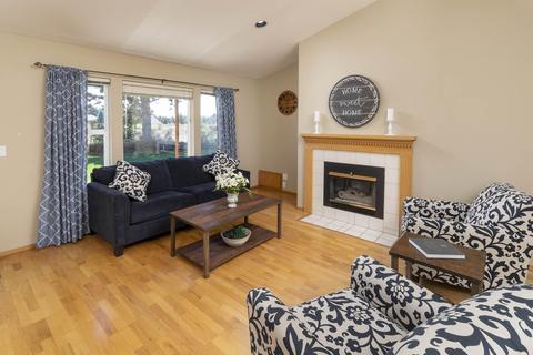 20731 Lyra Dr, Bend, OR 97701 photo 2