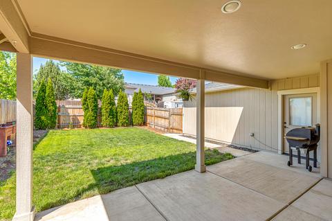 978 Win Way, Eagle Point, OR 97524 photo 30