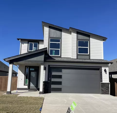 4709 SW Badger Creek Dr, Redmond, OR 97756