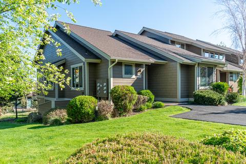 10768 Village Loop, Redmond, OR 97756