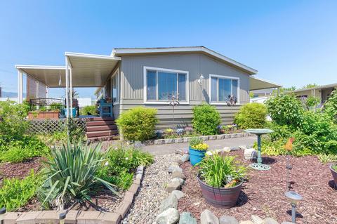 3555 S Pacific Hwy #75, Medford, OR 97501