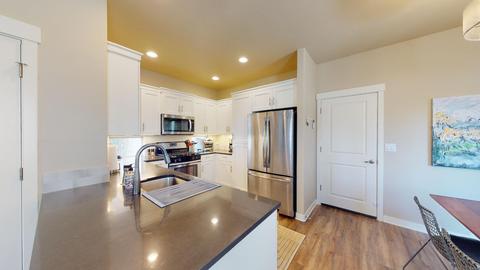 20892 Sotra Loop, Bend, OR 97702 photo 6