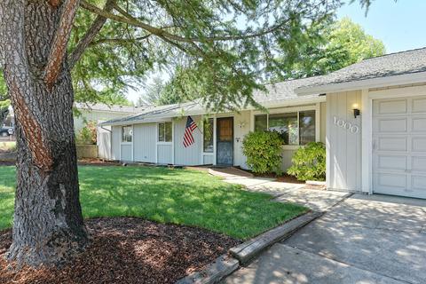 1000 La Loma Dr, Medford, OR 97504