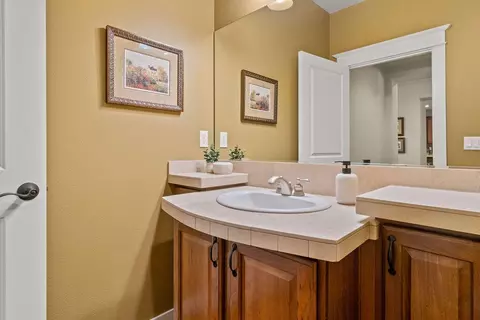 61359 Gorge View St, Bend, OR 97702 photo 27