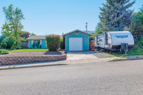 414 Placer St, Rogue River, OR 97537