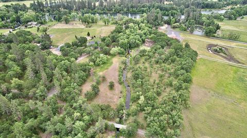 View/Area - 12240 Modoc Rd #C, Central Point, OR 97502 photo 11 of 14