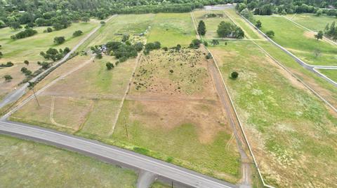 12240 Modoc Rd #B, Central Point, OR 97502 photo 5