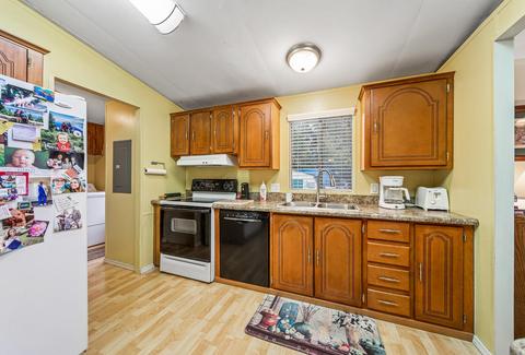 375 Robleda Dr, Central Point, OR 97502 photo 13