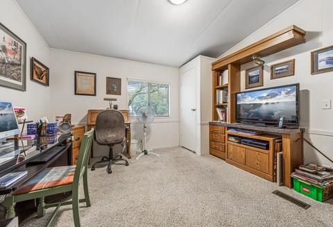 375 Robleda Dr, Central Point, OR 97502 photo 17