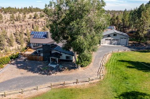65049 Hopper Rd, Bend, OR 97701