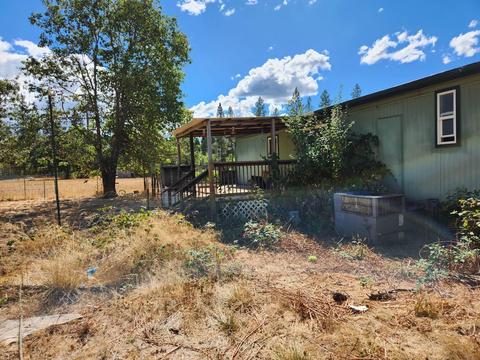 1744 Laurel Rd, Cave Junction, OR 97523 photo 3