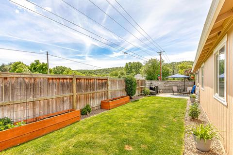 306 Sandi Way, Eagle Point, OR 97524 photo 30