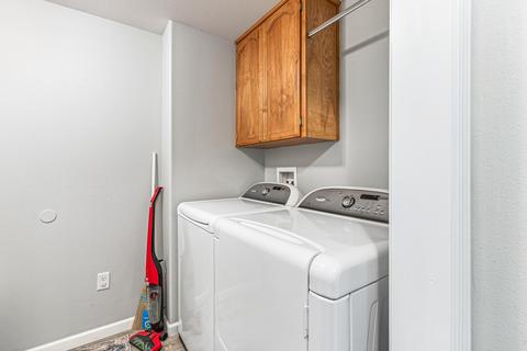 306 Sandi Way, Eagle Point, OR 97524 photo 24