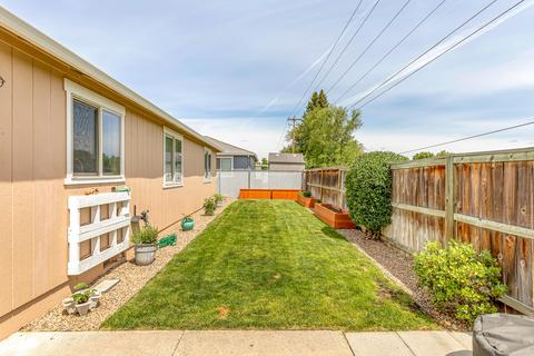 306 Sandi Way, Eagle Point, OR 97524 photo 29