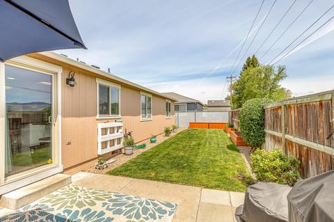 306 Sandi Way, Eagle Point, OR 97524 photo 28