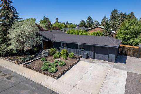61391 Merriewood Ct, Bend, OR 97702