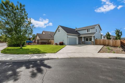 1661 NW Larch Tree Ct, Redmond, OR 97756