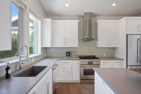 1654 NW Fields St, Bend, OR 97703 photo 11
