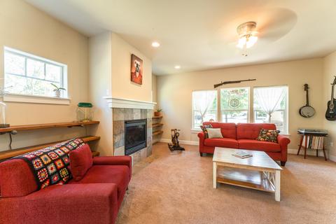 21314 Pecoraro Loop, Bend, OR 97701 photo 7