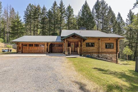 11015 Evans Creek Rd, Rogue River, OR 97537