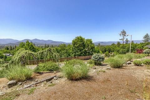 150 NW Native Run Loop, Grants Pass, OR 97526 photo 5
