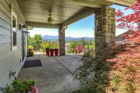 150 NW Native Run Loop, Grants Pass, OR 97526 photo 26