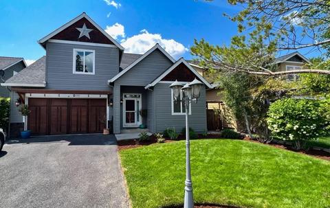 1430 SW 27th St, Redmond, OR 97756
