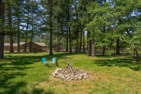 518 E Forks Cir, Cave Junction, OR 97523 photo 25