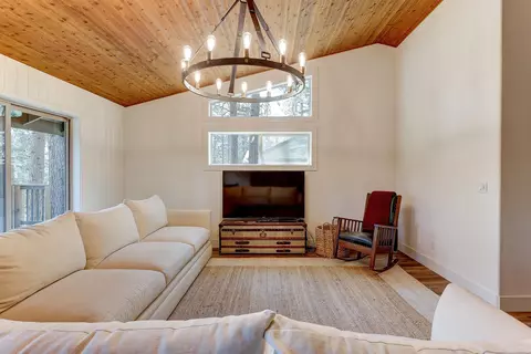 56290 Solar Dr, Bend, OR 97707 photo 17