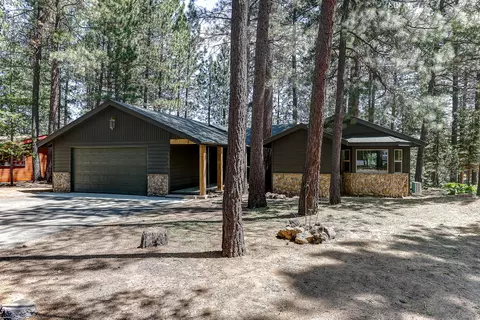 56290 Solar Dr, Bend, OR 97707 photo 6