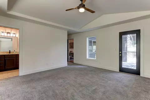 56290 Solar Dr, Bend, OR 97707 photo 21