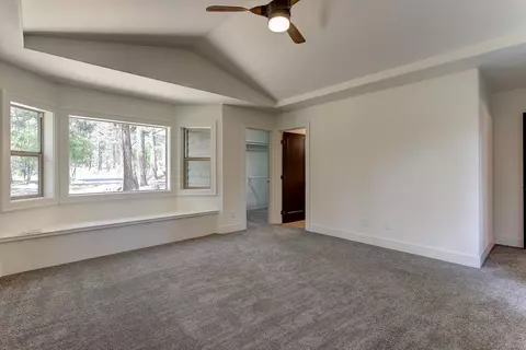 56290 Solar Dr, Bend, OR 97707 photo 20