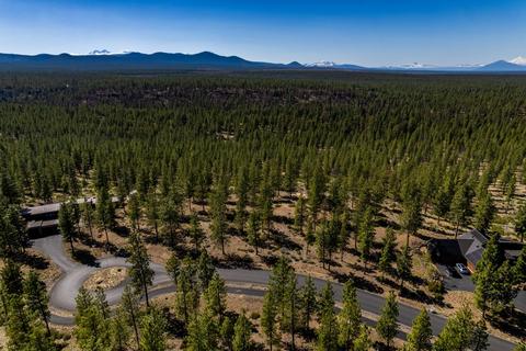 18690 Canopy Ct, Bend, OR 97703 photo 1