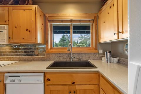 16947 Varco Rd, Bend, OR 97703 photo 18