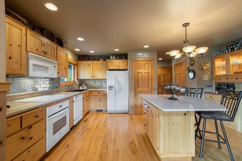16947 Varco Rd, Bend, OR 97703 photo 17
